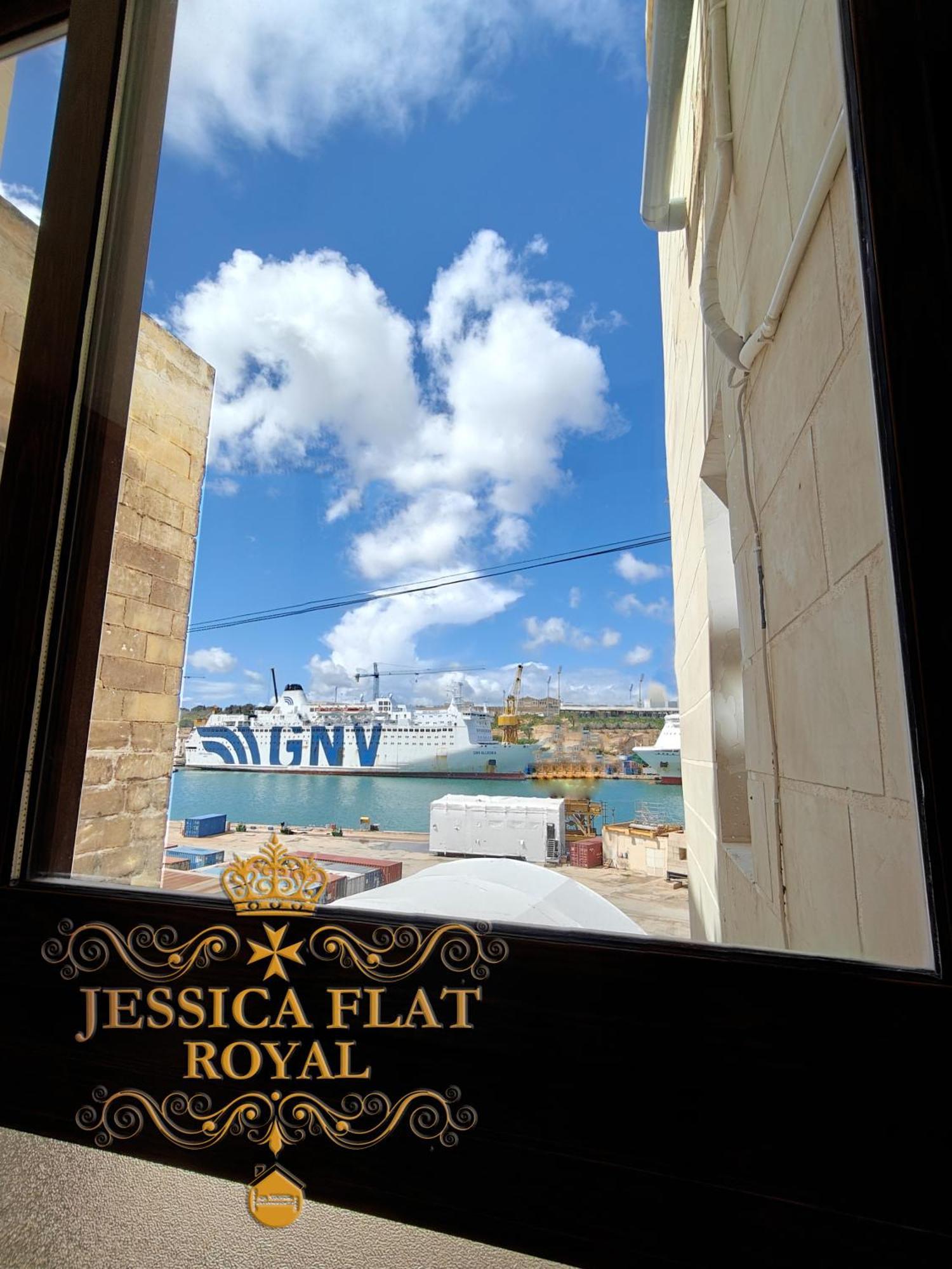 Jessica Flat Malta Royal Guesthouse Cospicua Ngoại thất bức ảnh